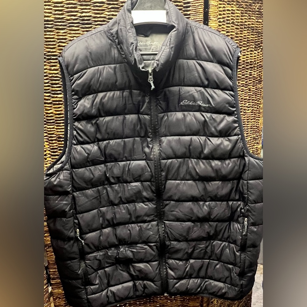 Eddie Bauer- Mens Puffer Black Full‎ Zip Vest-XXL